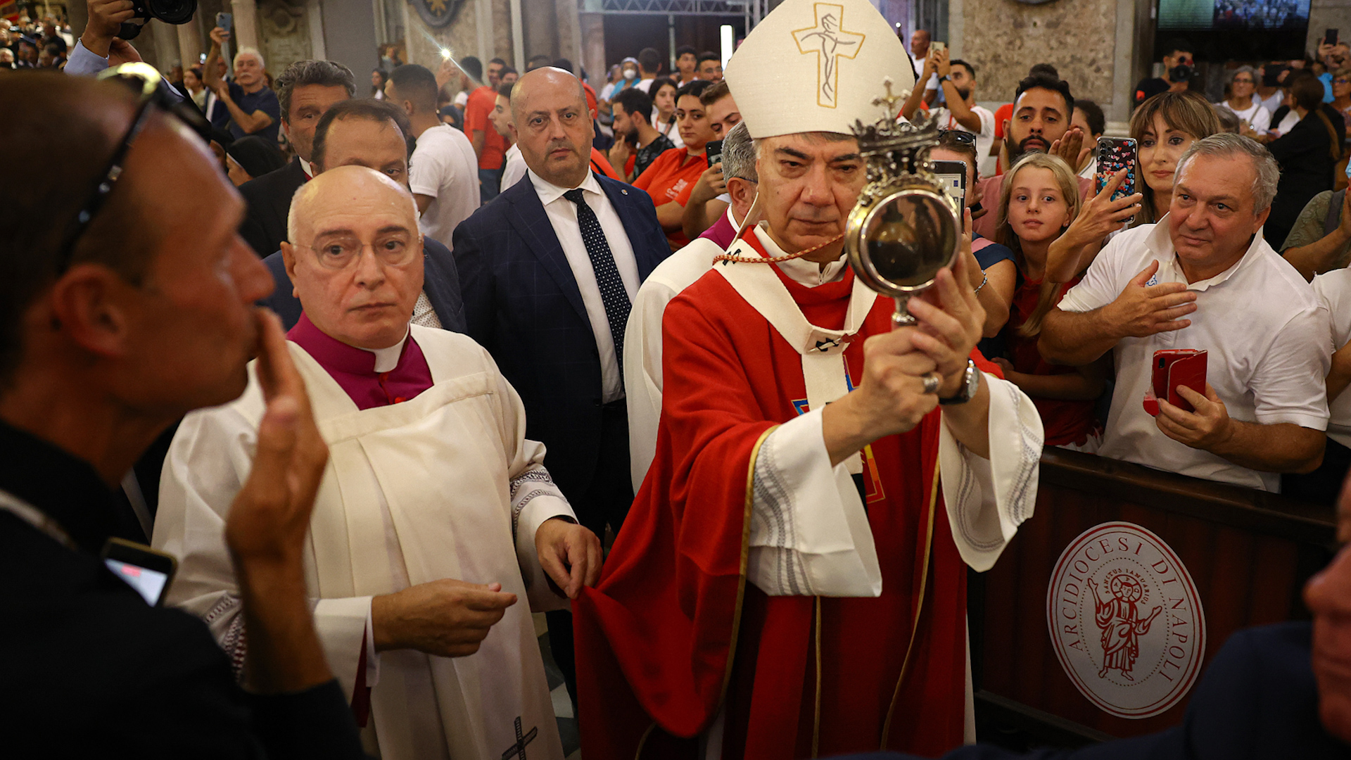 Napoli Miracolo Di San Gennaro Il Sangue Si Sciolto Rete