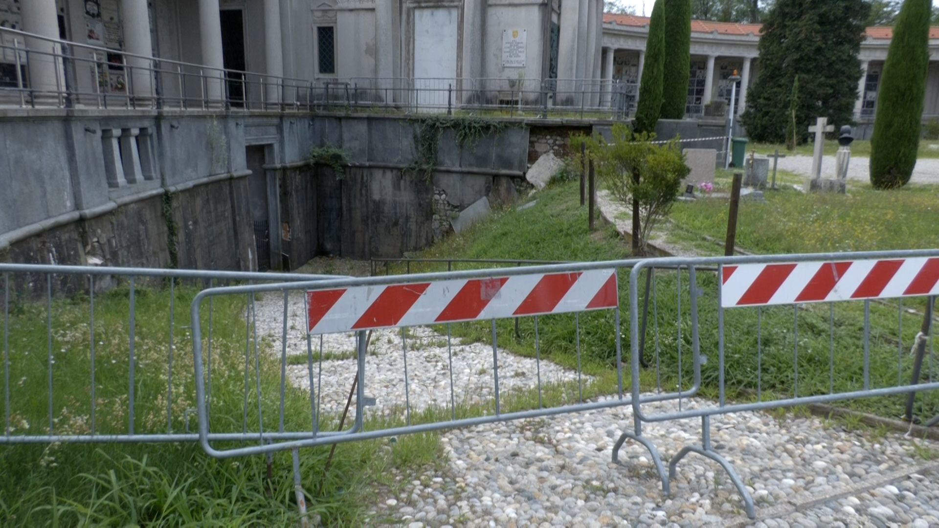 Varese: Cimitero Di Belforte, L'eterno Cantiere - Rete55